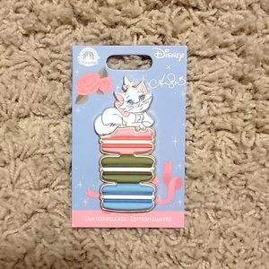 Marie Macaroon Exclusive Disney Pin